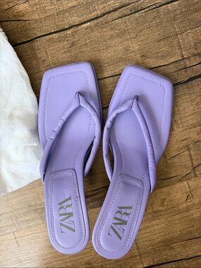 Zara Lavender Square-Toe kitten heels